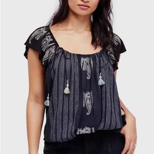 FREE PEOPLE PUKKA PEASANT BOHO EMBROIDERED TASSEL POM POM S/S Blouse-XS-EUC!